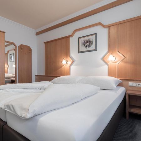 Schmid Rooms & Apartments Ischgl Ngoại thất bức ảnh