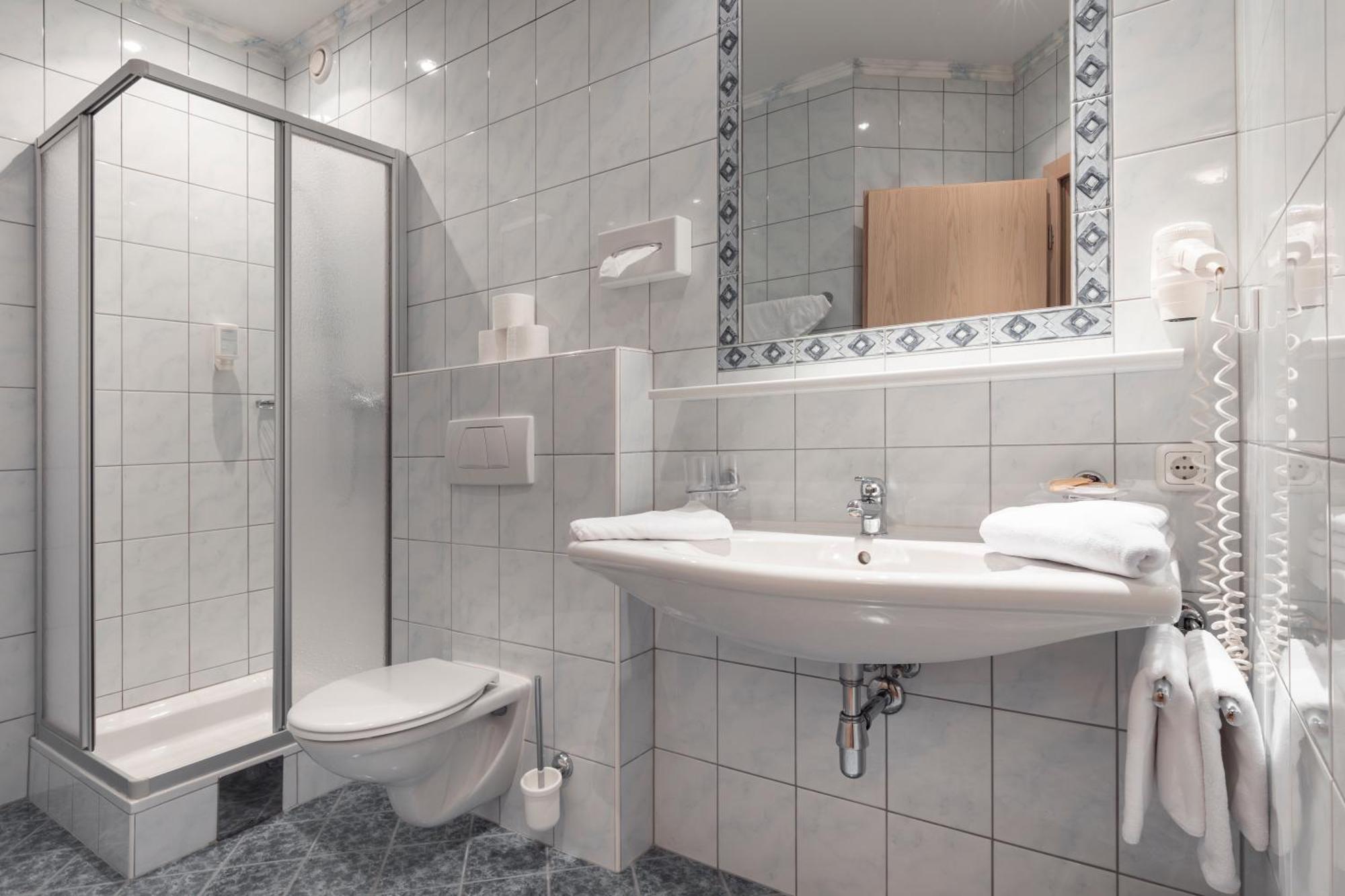 Schmid Rooms & Apartments Ischgl Ngoại thất bức ảnh