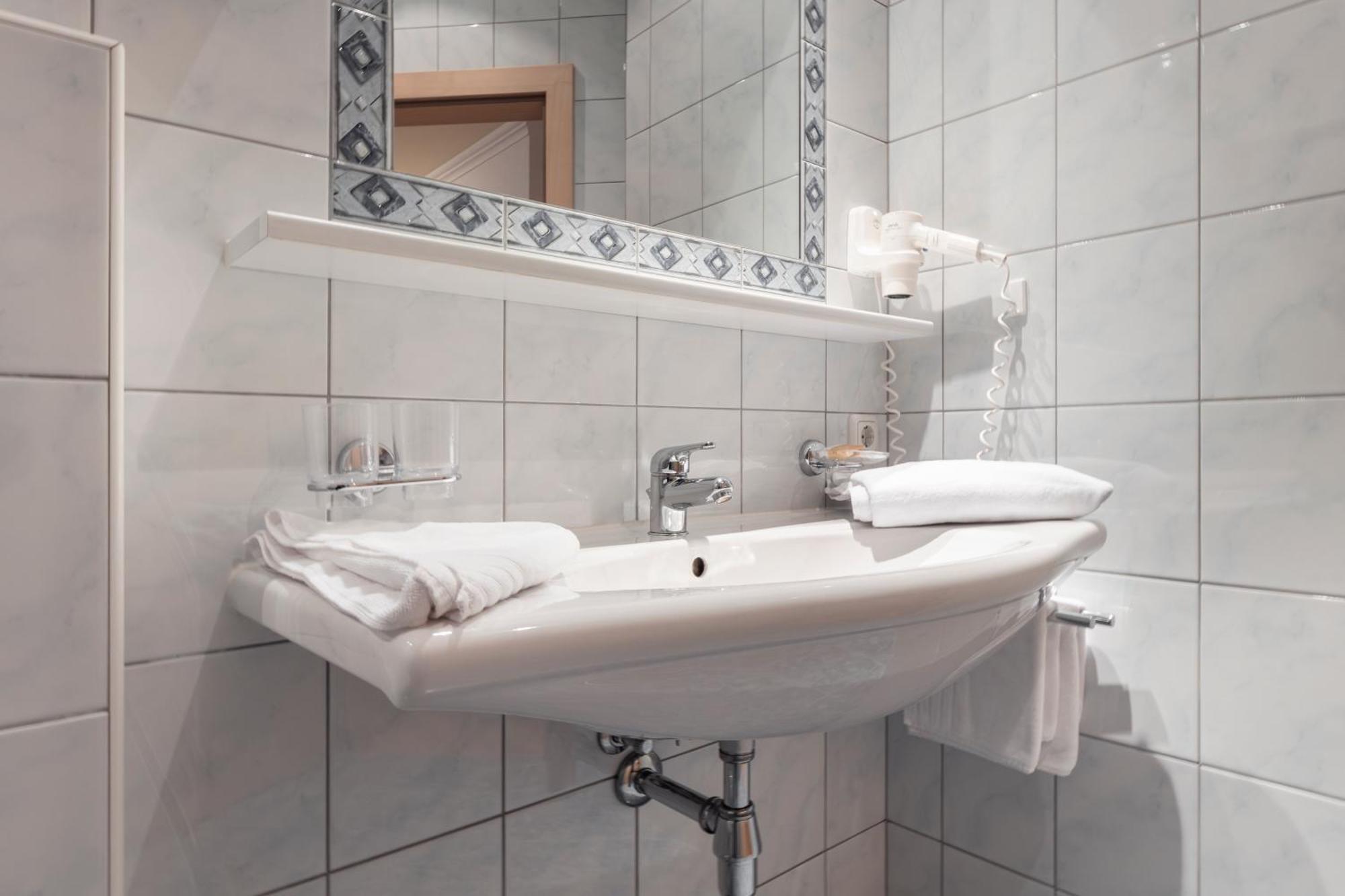 Schmid Rooms & Apartments Ischgl Ngoại thất bức ảnh