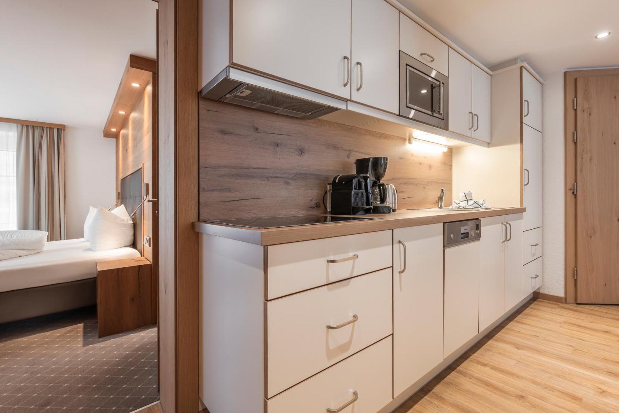 Schmid Rooms & Apartments Ischgl Ngoại thất bức ảnh