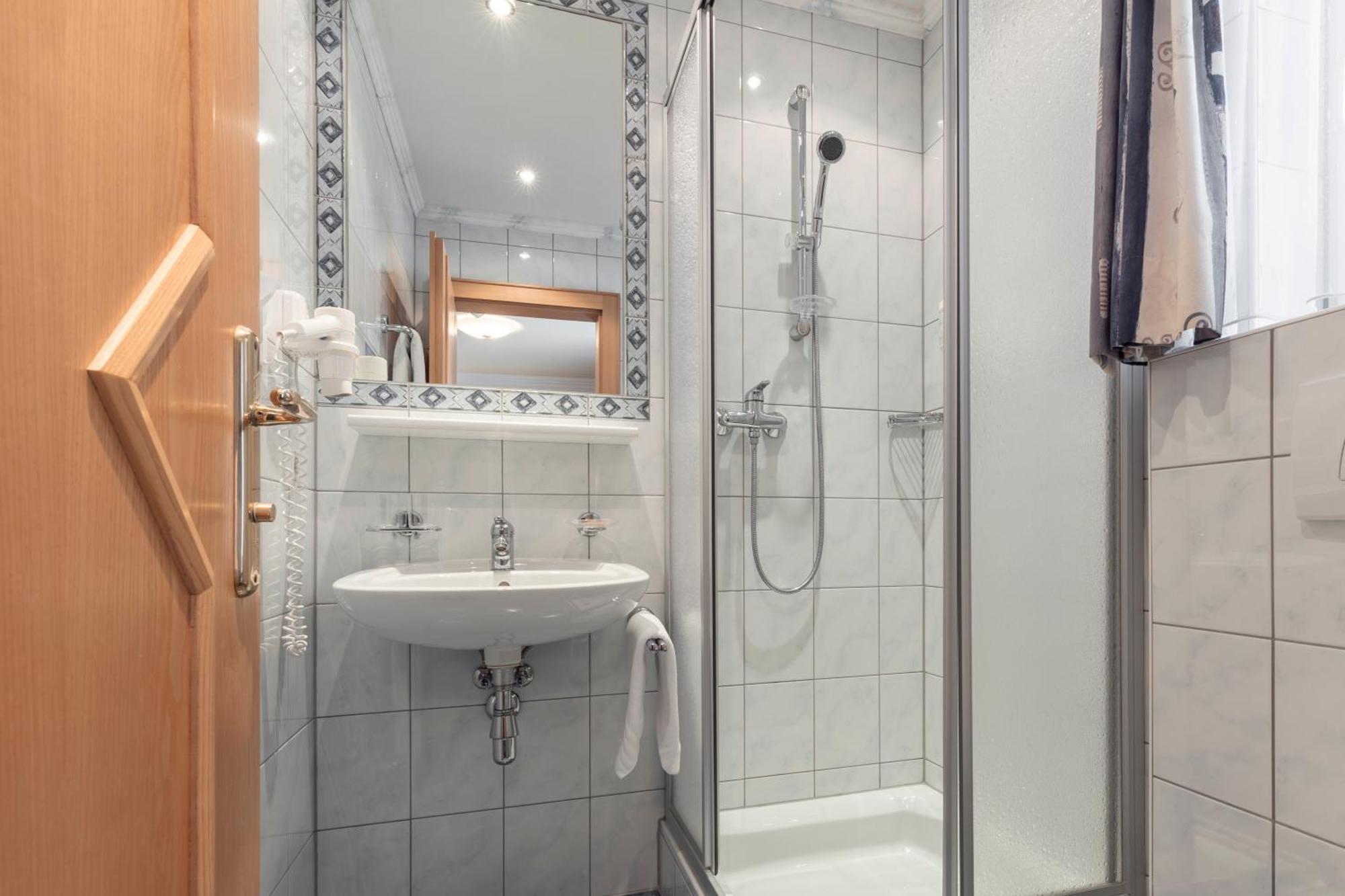 Schmid Rooms & Apartments Ischgl Ngoại thất bức ảnh